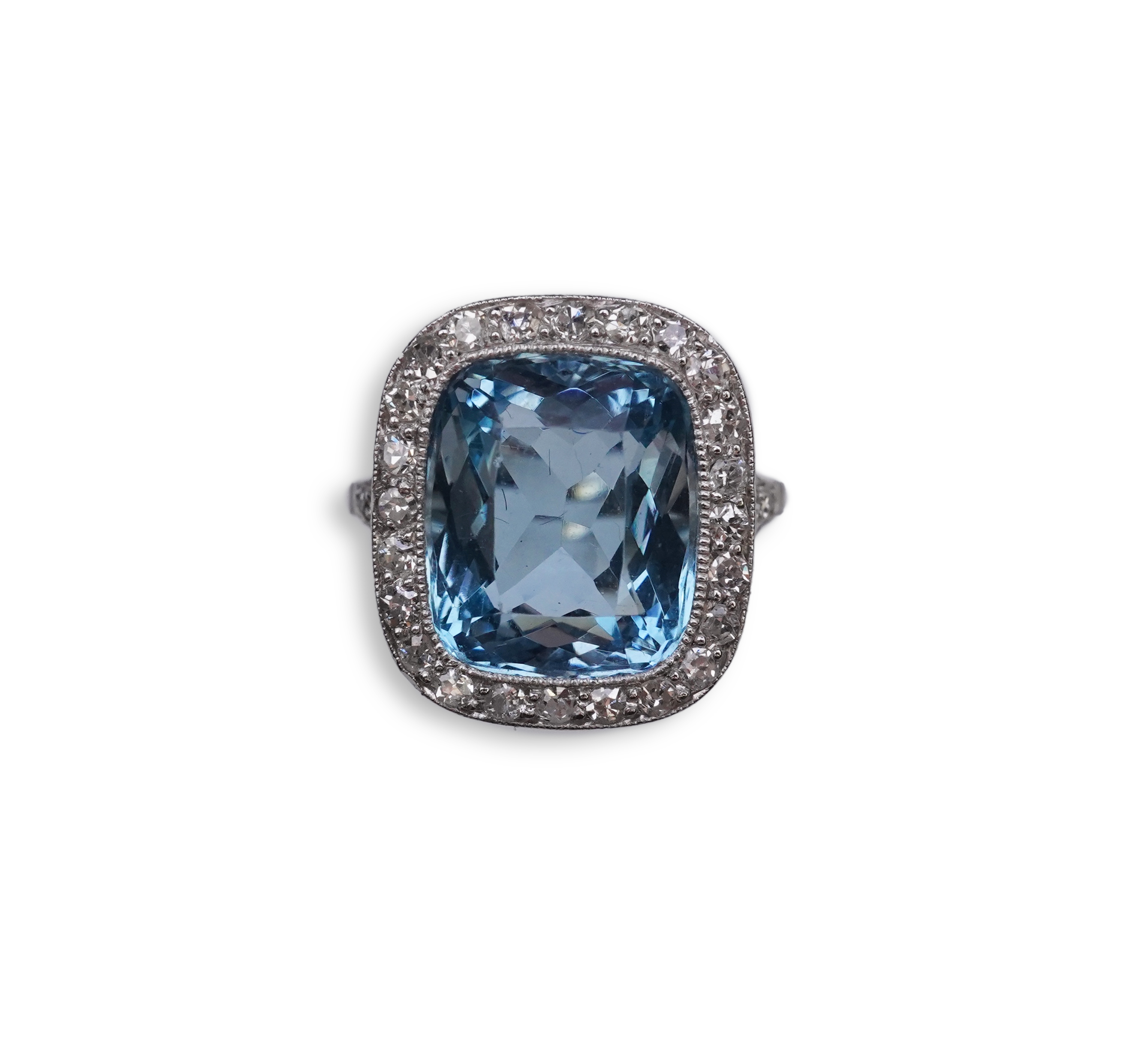 An attractive aquamarine and diamond ring